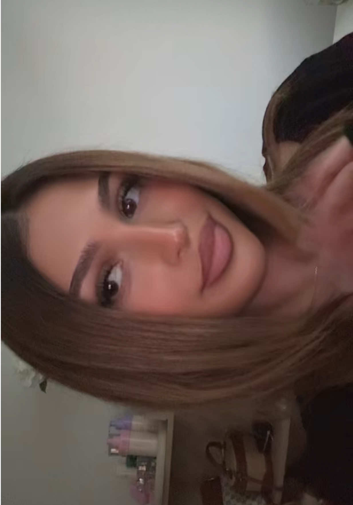 @𝐾𝑎𝑟𝑜𝑙𝑖𝑛𝑎