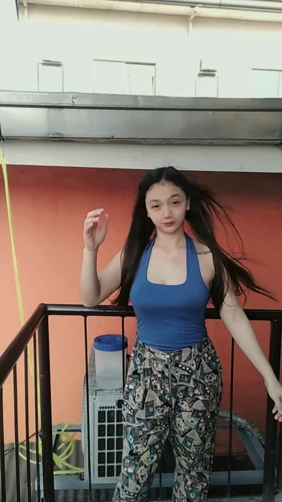 @Nicoleee🤔