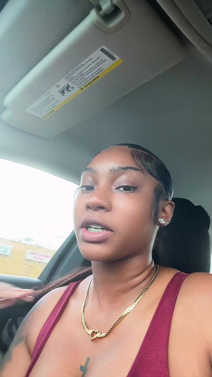 @_.tayskiiho
