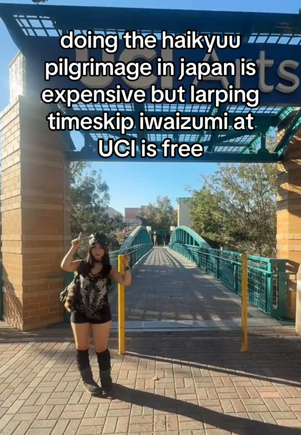 @vi