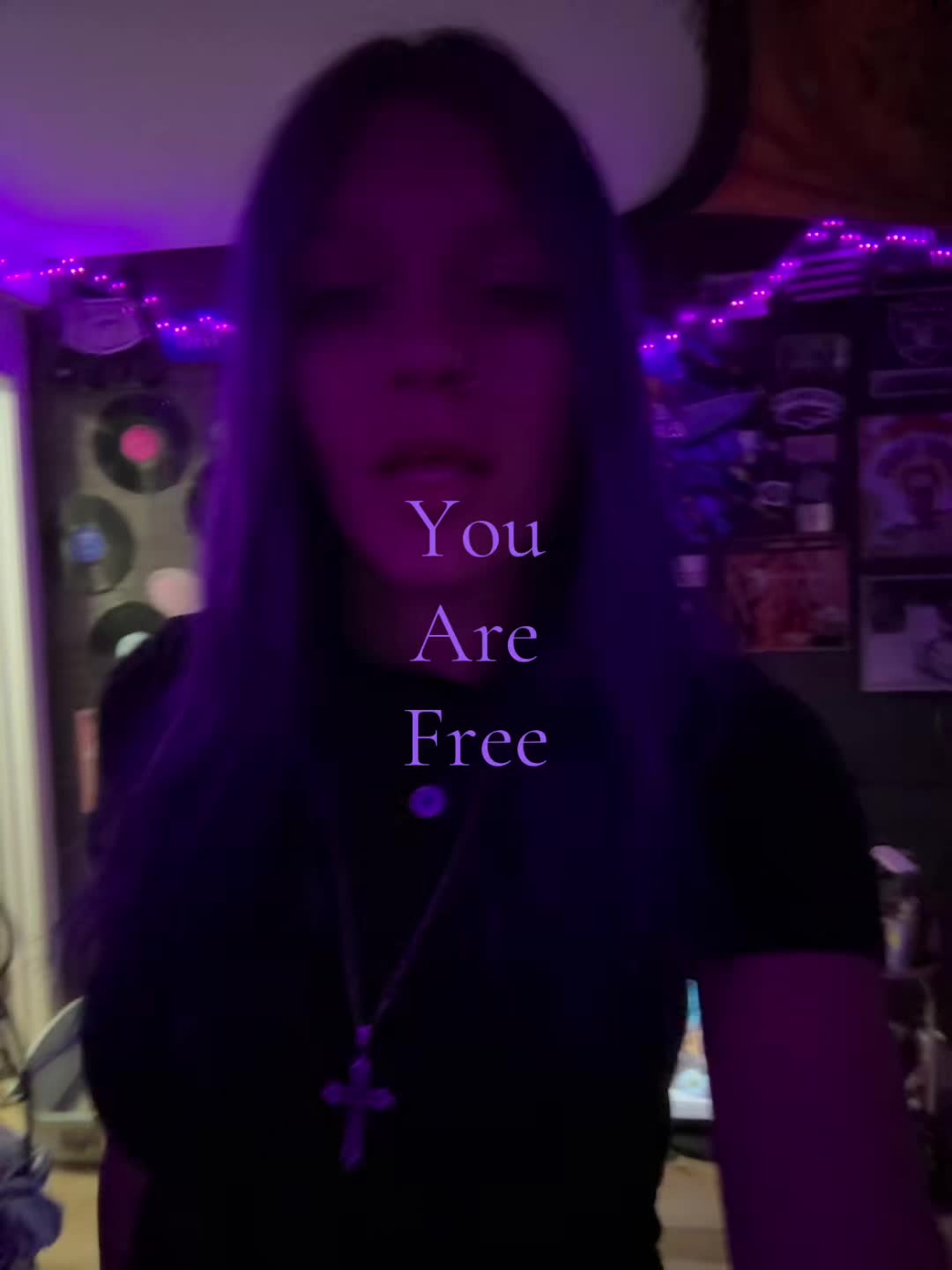 @Teresaaa💜🎃