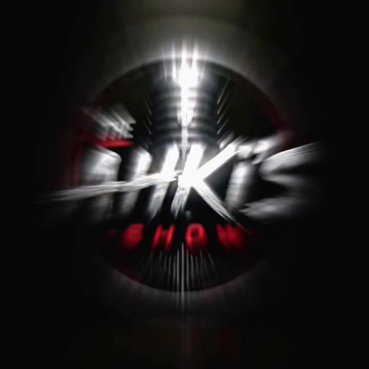 @theahkisshow