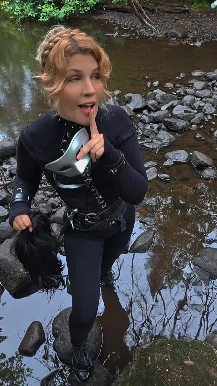 @Fox