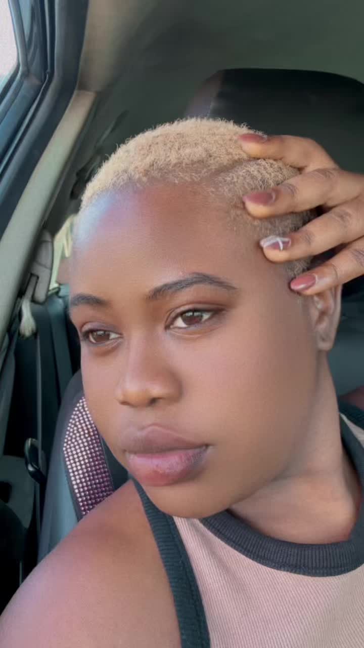 @Michaella 🦋