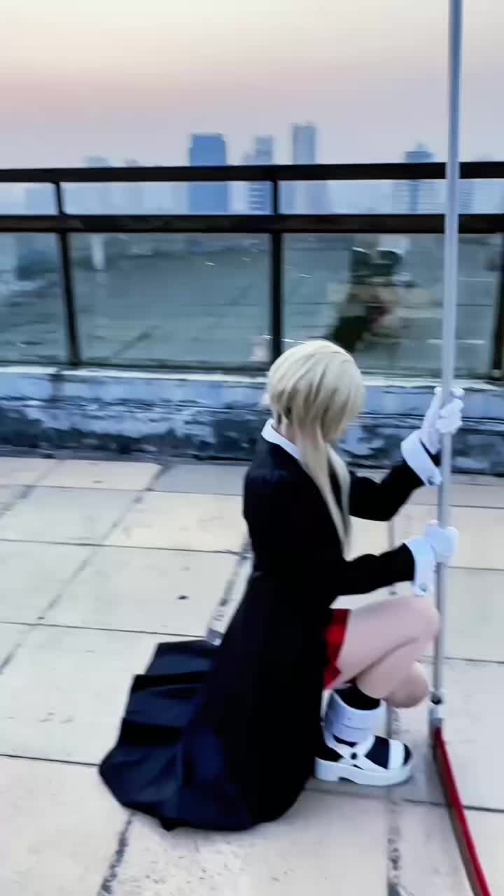 @cosplay girl