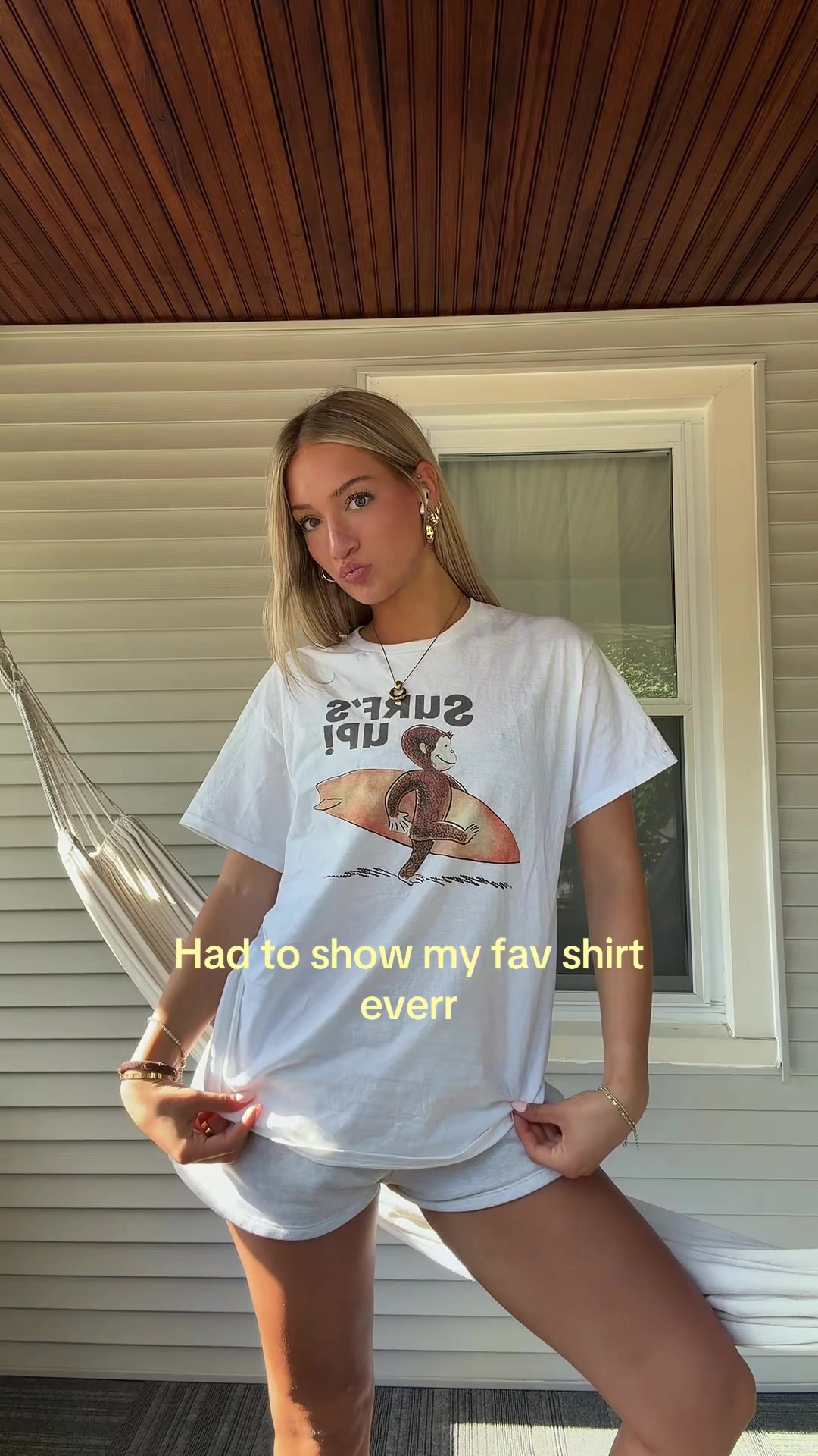 @caitlynnavery