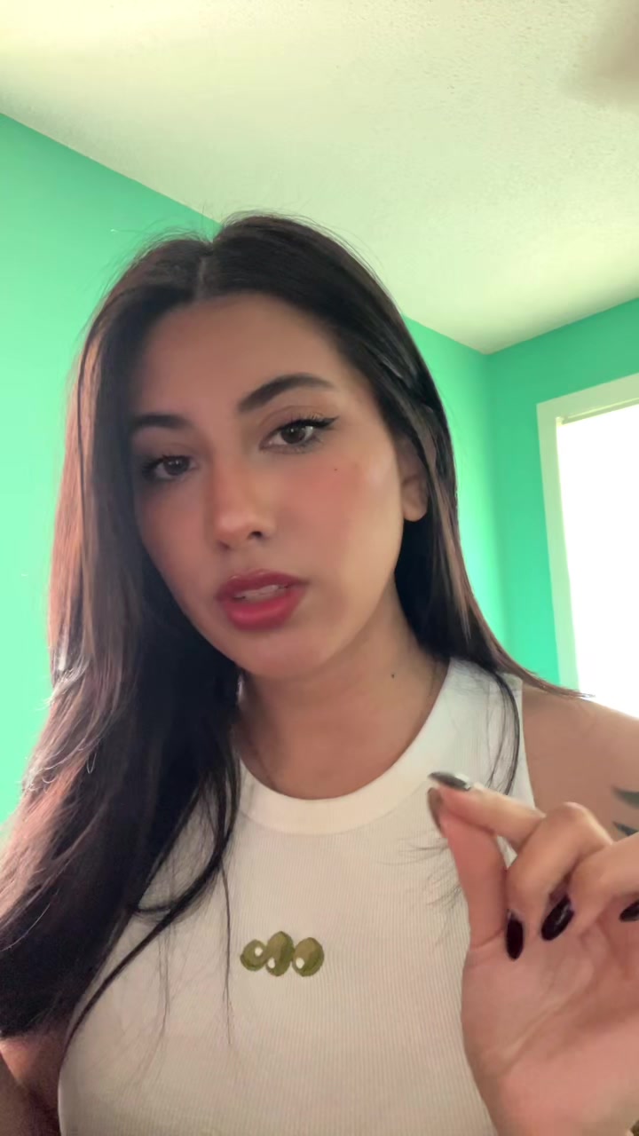@Nahomy✨