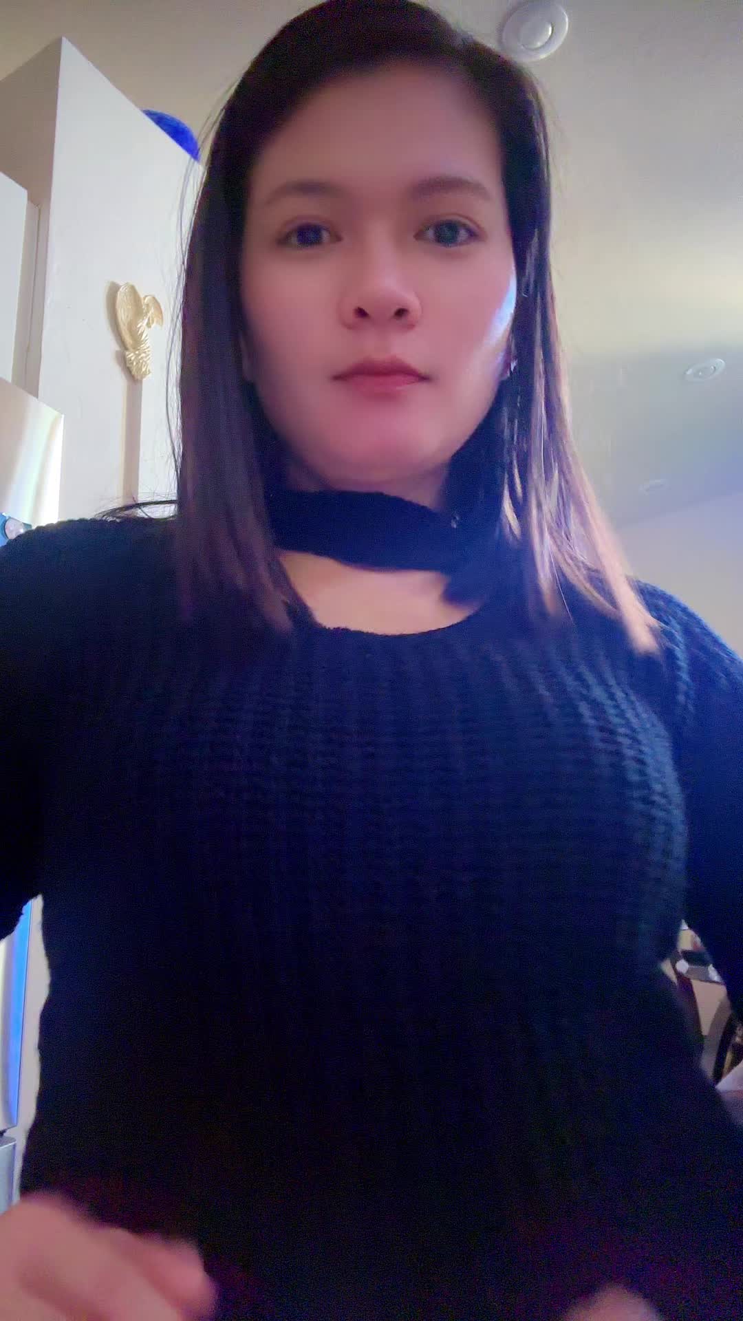 @nicolevaug