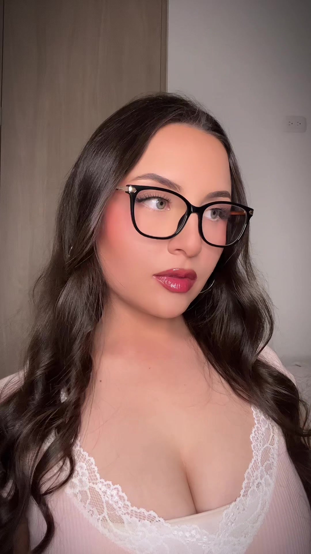 @𝒂𝒏𝒂 𝒔𝒐𝒇𝒊𝒂