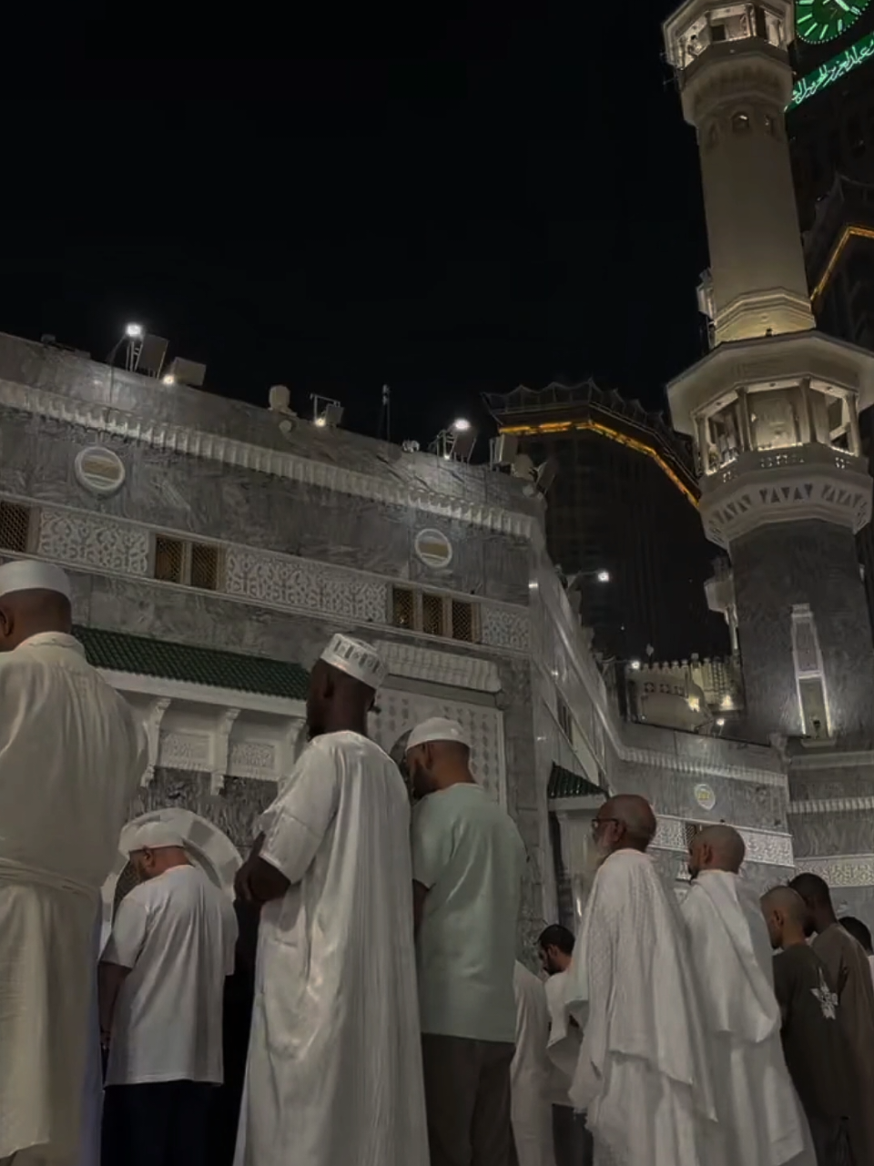 @محمد الحسين .