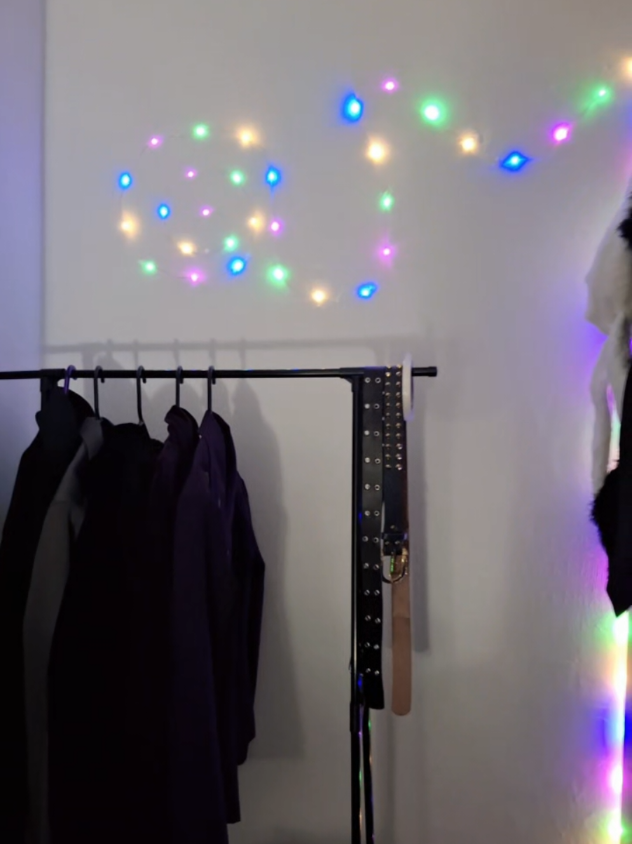 @𝕷𝖔𝖚𝖎𝖘𝖊 (㇏(&bull;̀ᵥᵥ&bull;́)ノ)