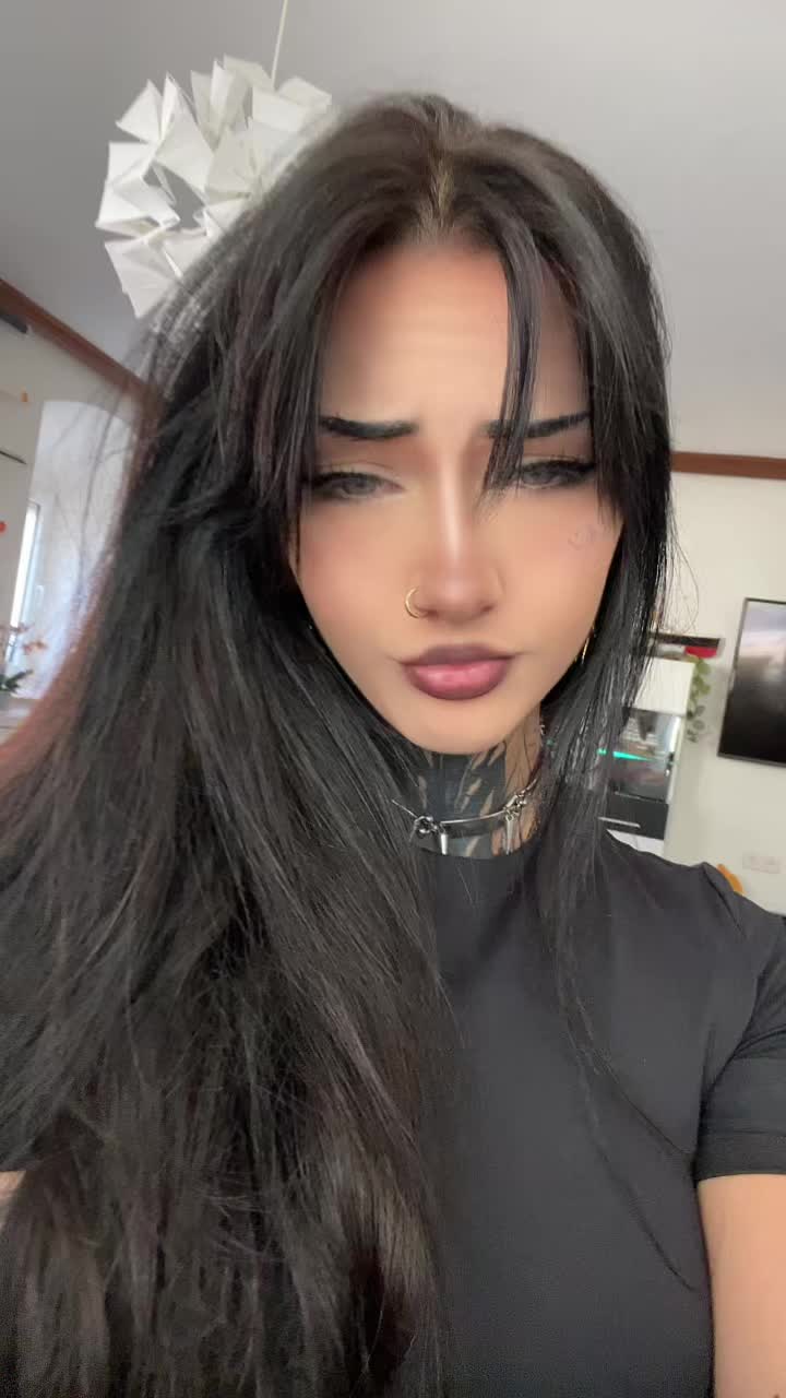@♱ 𝓚𝓲𝓻𝓪 ♱
