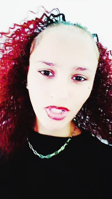 @pretty lil ting ting💋