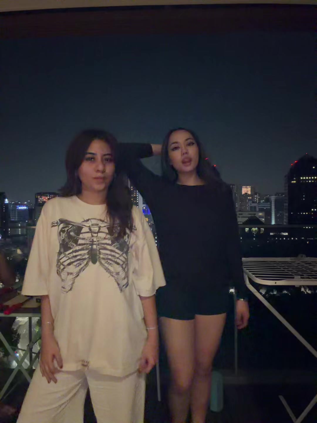 @noradalesy