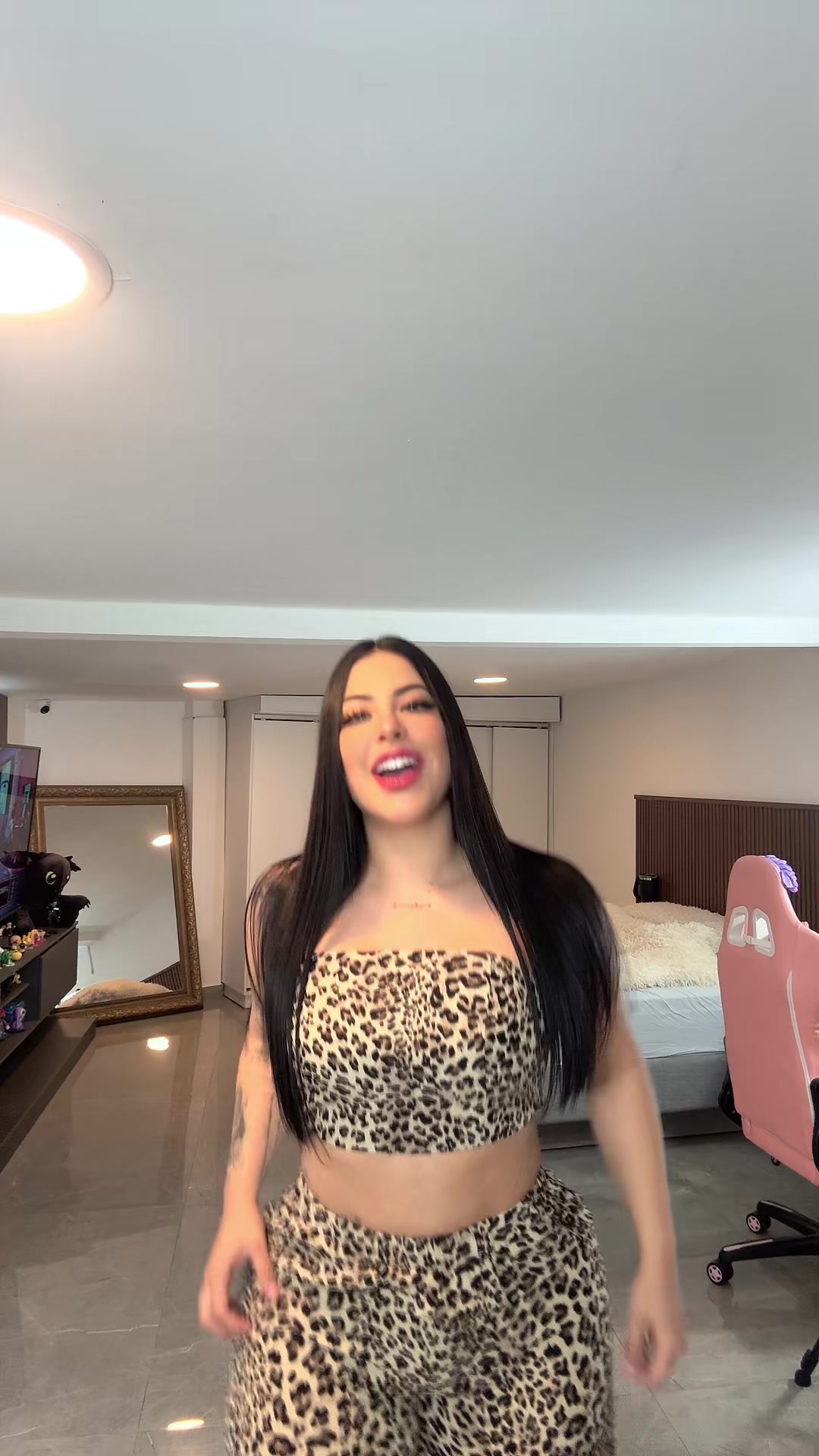 @luisaespinozaviral