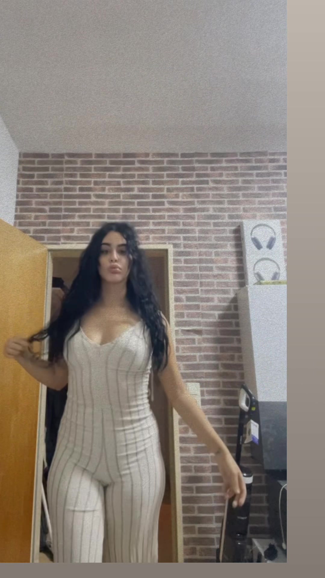 @omesr_069