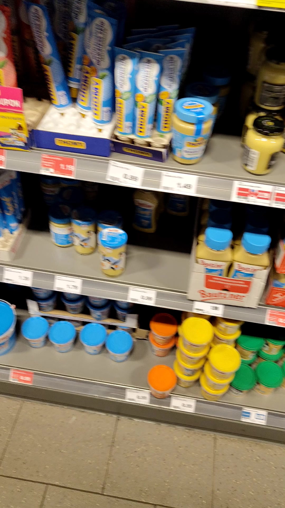 @Neu aufm Markt