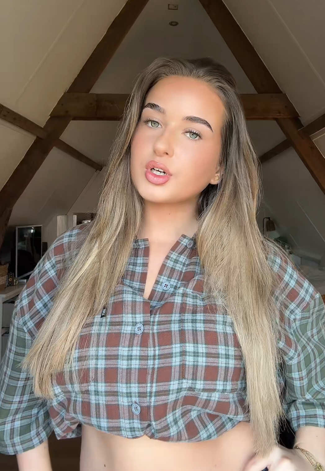 @Madelief