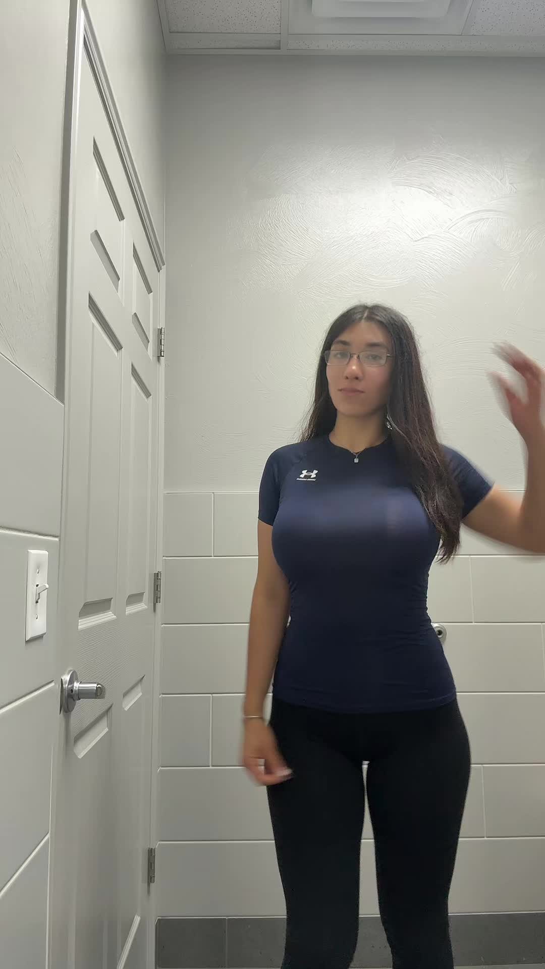 @justcallmeesme