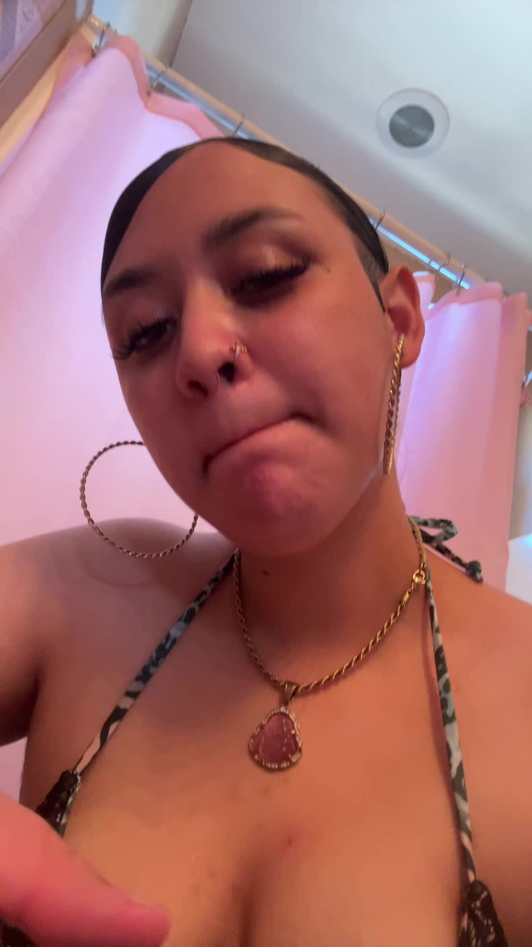 @piaabandz