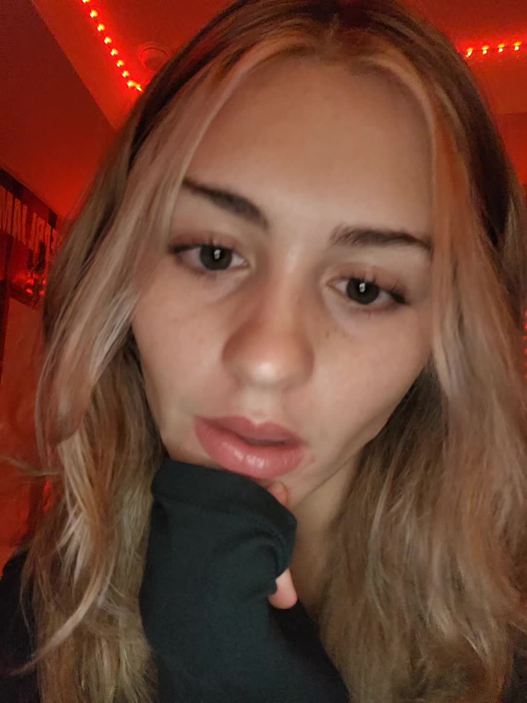 @Marisa 🥂