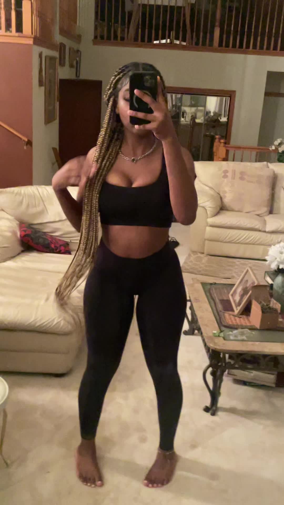 @hearteyes4dez