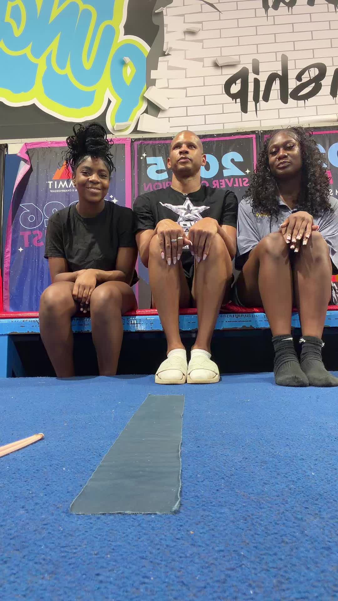@YOUniqueDREAMdeluxxe