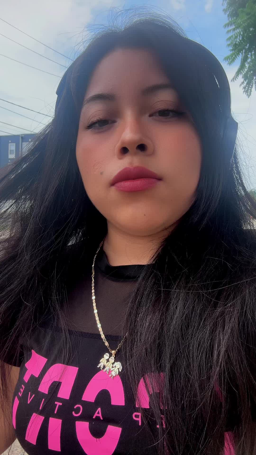 @Sarahí G๐ฆ๐๐๐