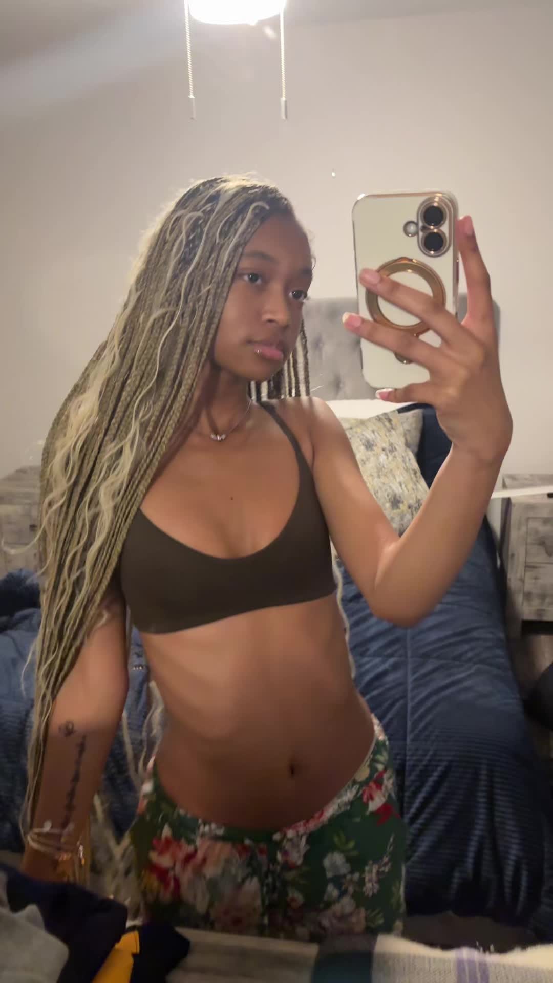 @notfnleya
