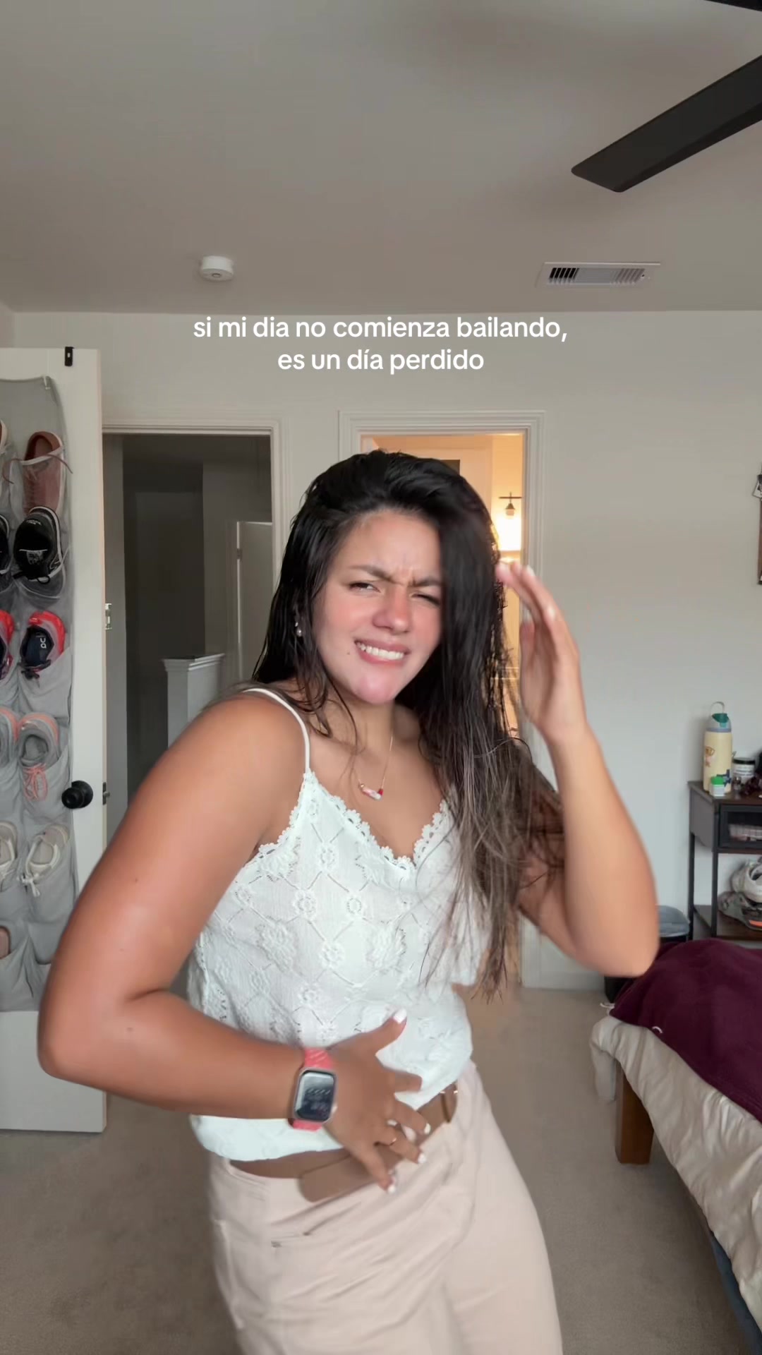 @Valentina Con✨