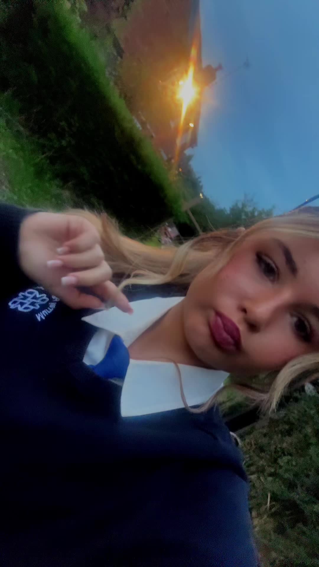 @Ellie Lambert