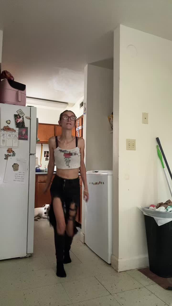 @Megan Perry