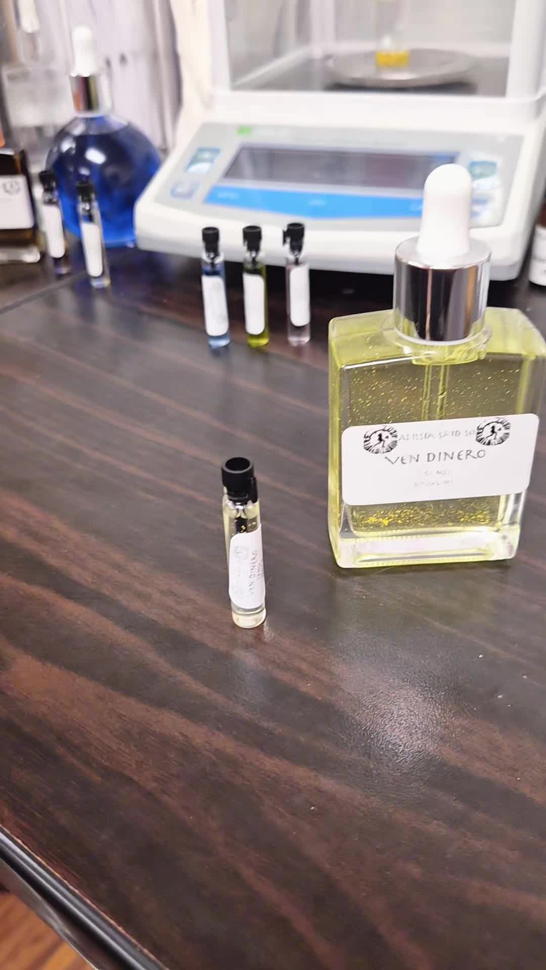 @Bruja Perfume Lab