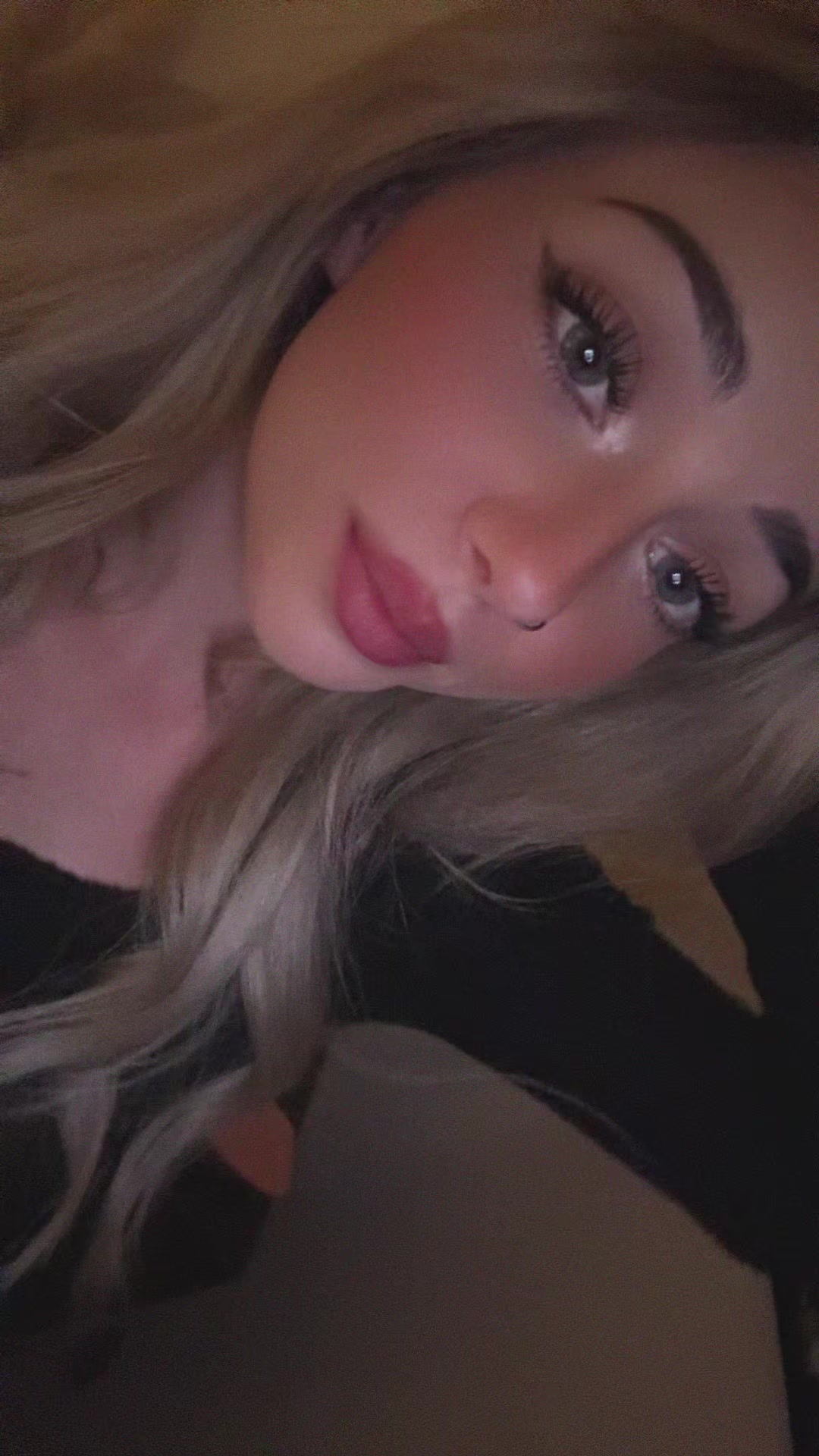 @𝒊𝒕'𝒔.𝒎𝒆.𝑳𝒆𝒏𝒂🍯