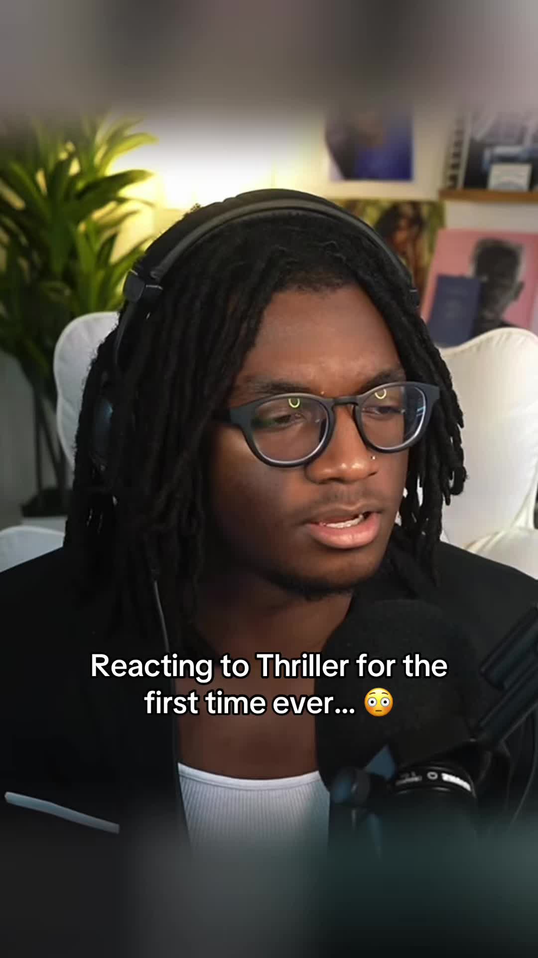@Souvenir Reacts