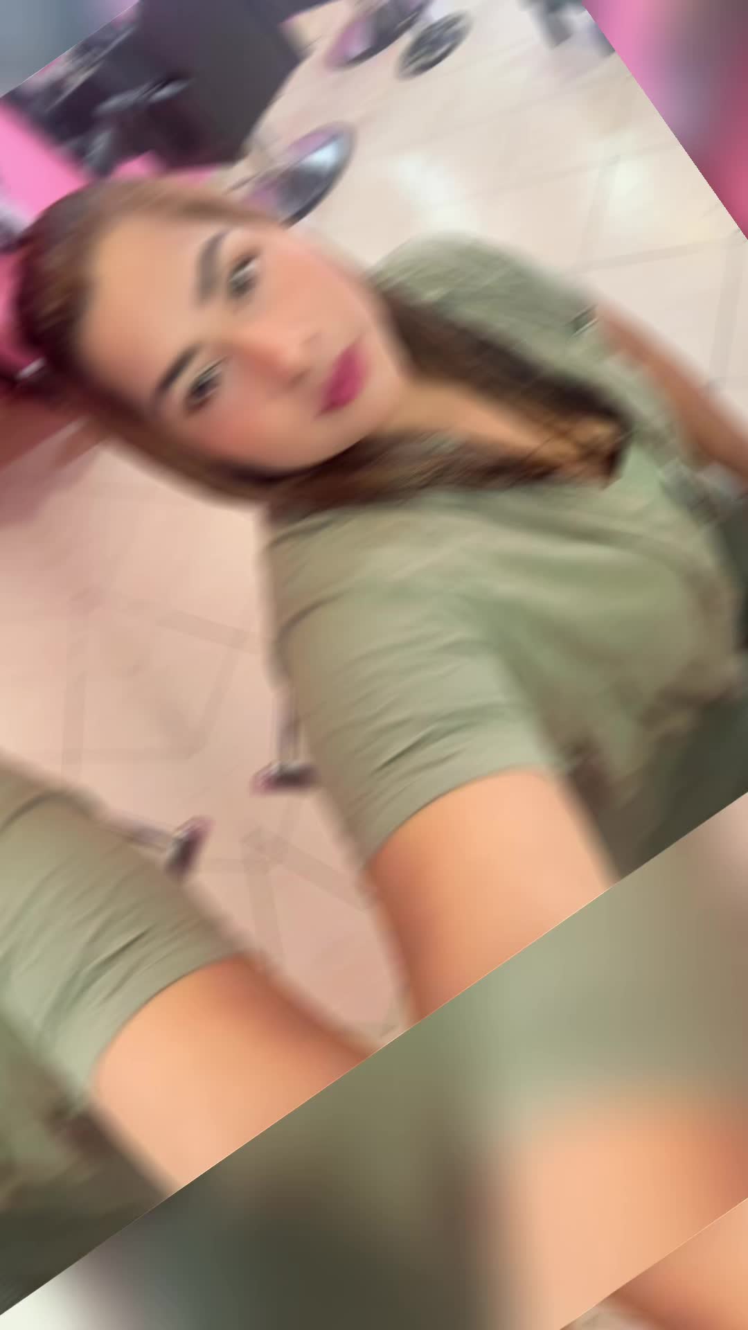 @Ligia Elena🦋