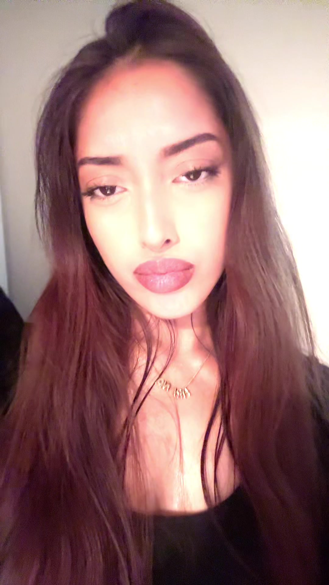@arinarozario