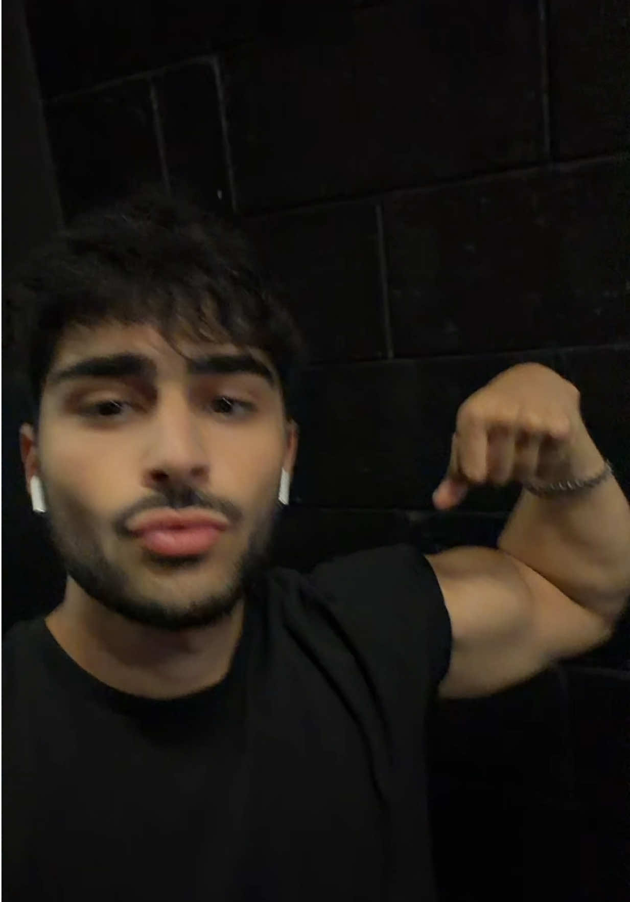 @ulaspostss 🐺