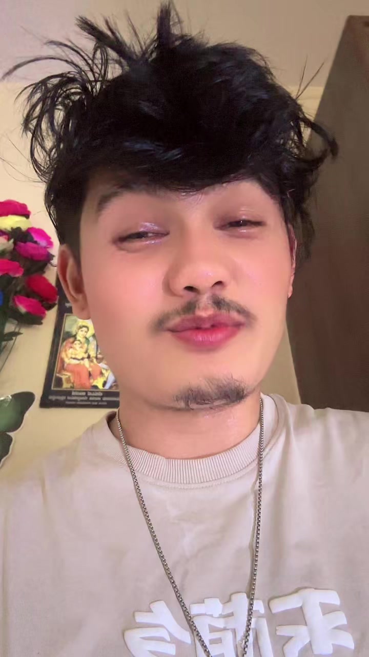 @suraj.bohara.19🇳🇵❣️