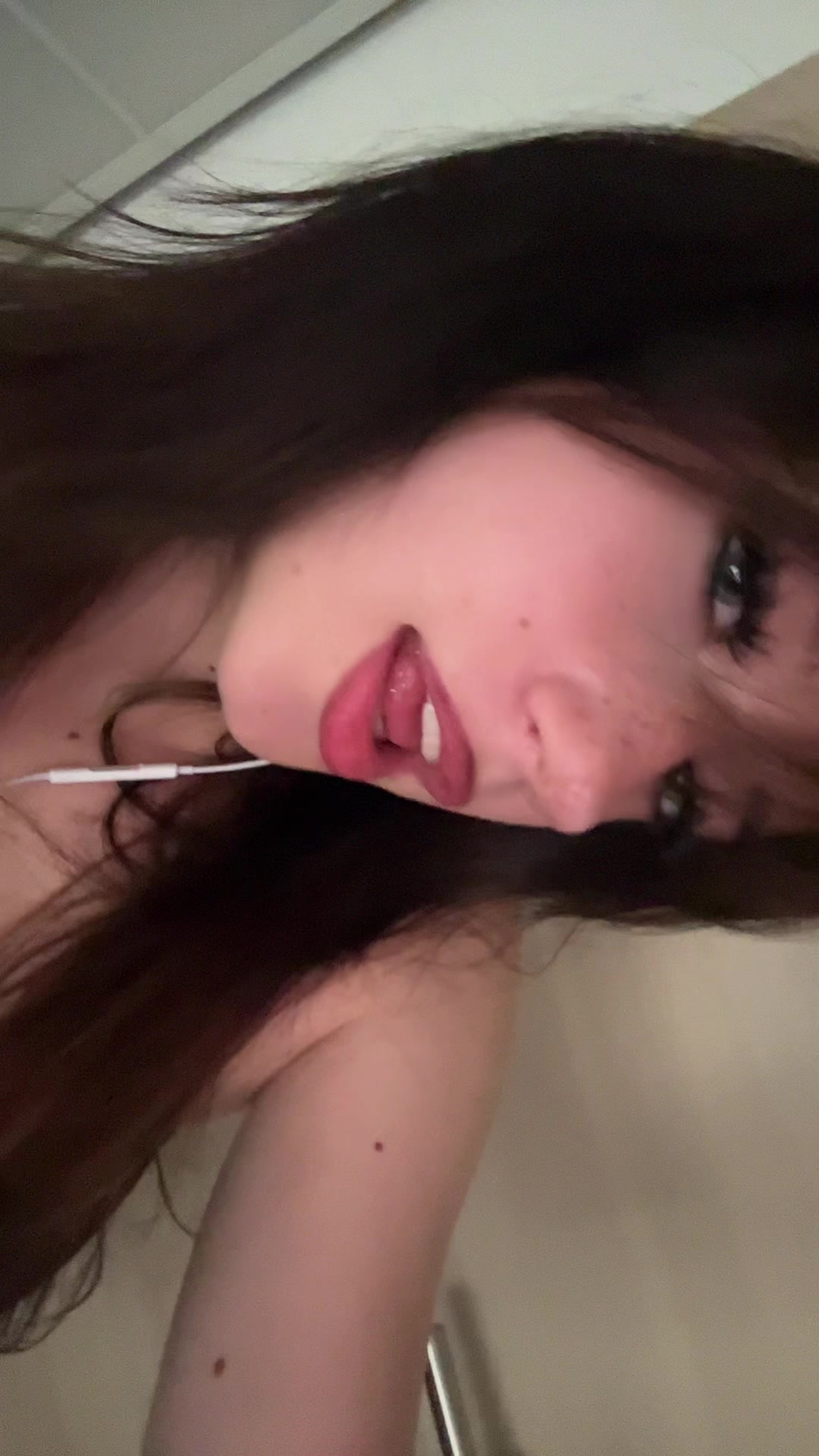 @🦇