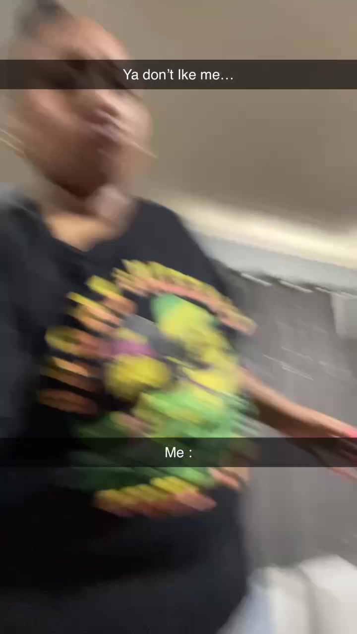 @Dee_nuggss