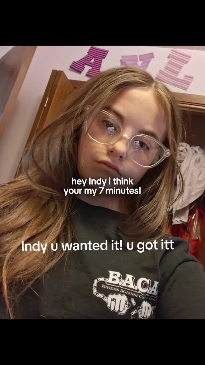 @Ayla_the_rat🐀🐀