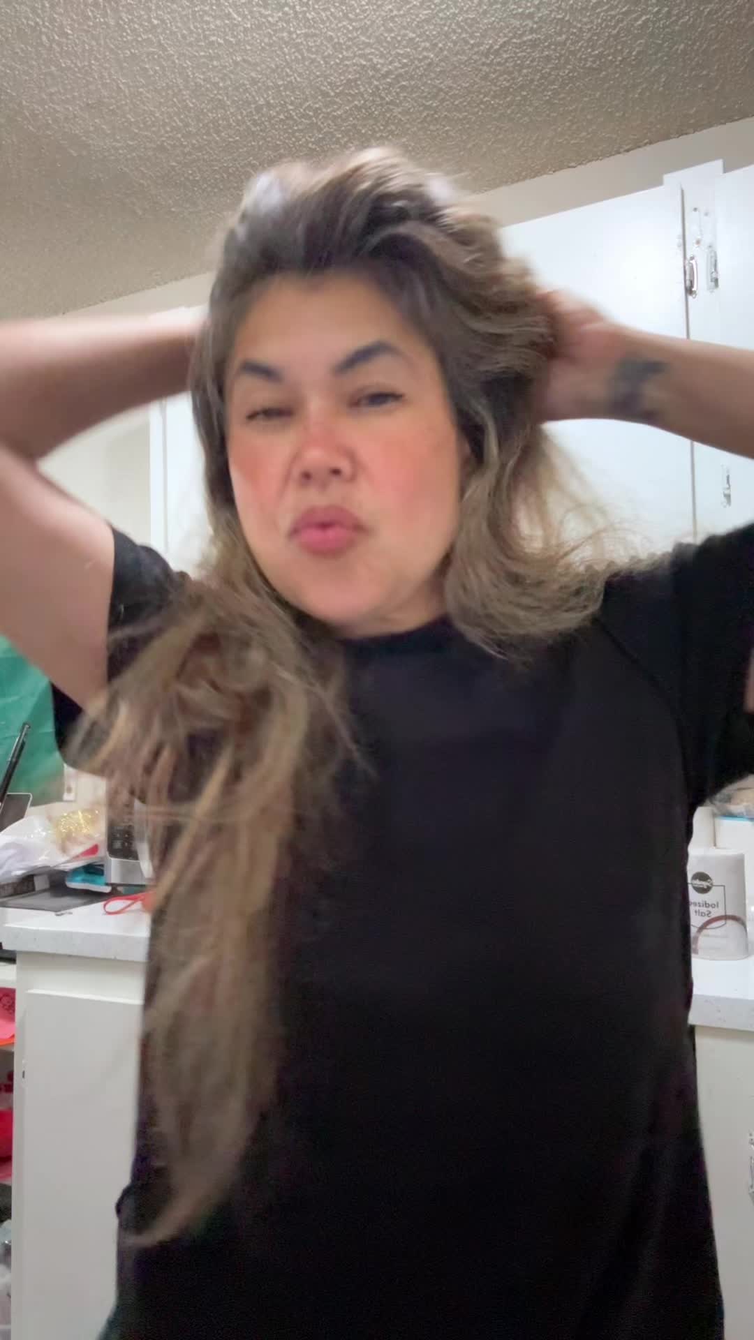@Blingedbysonia