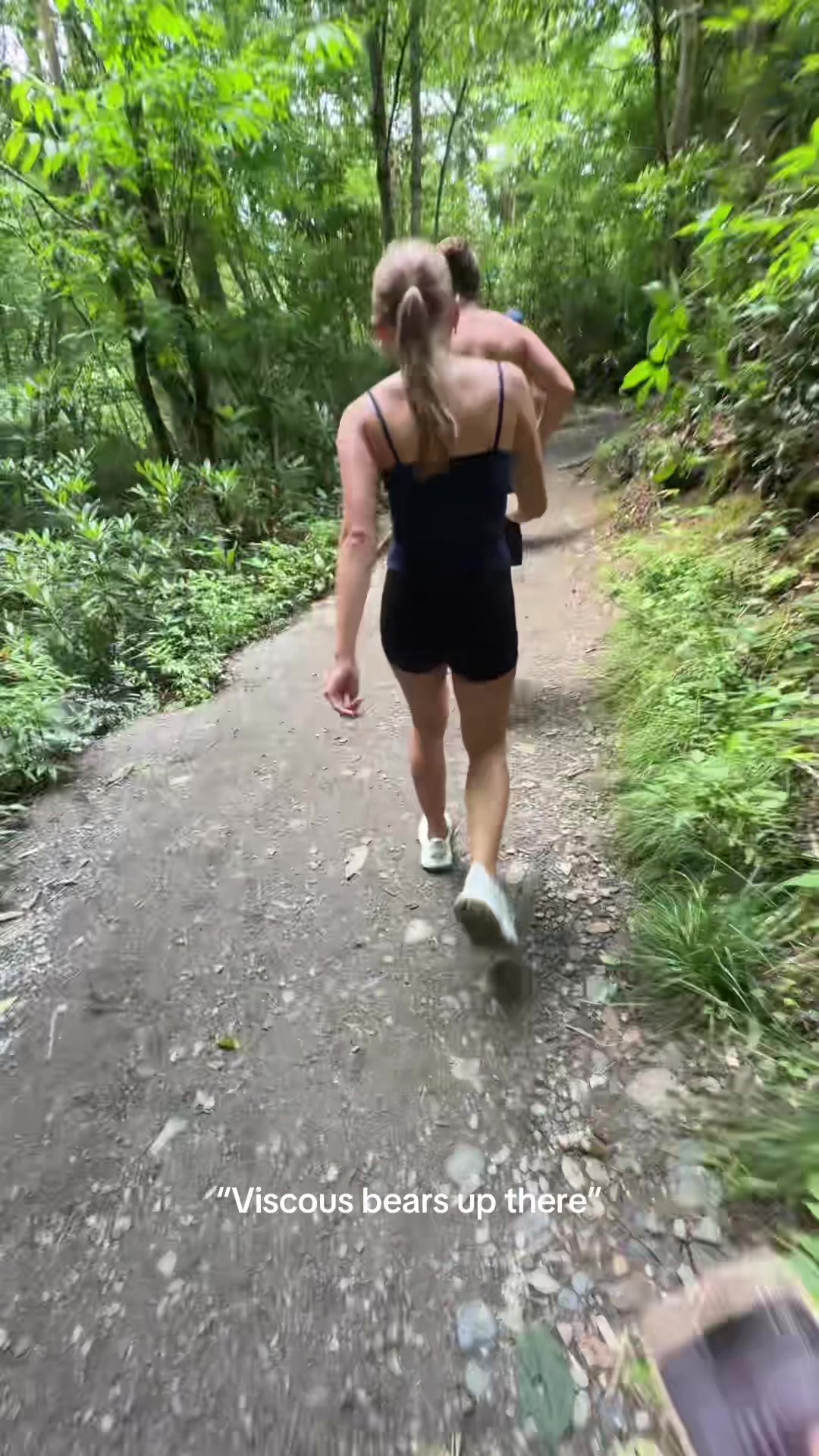 @AMYABLOHM