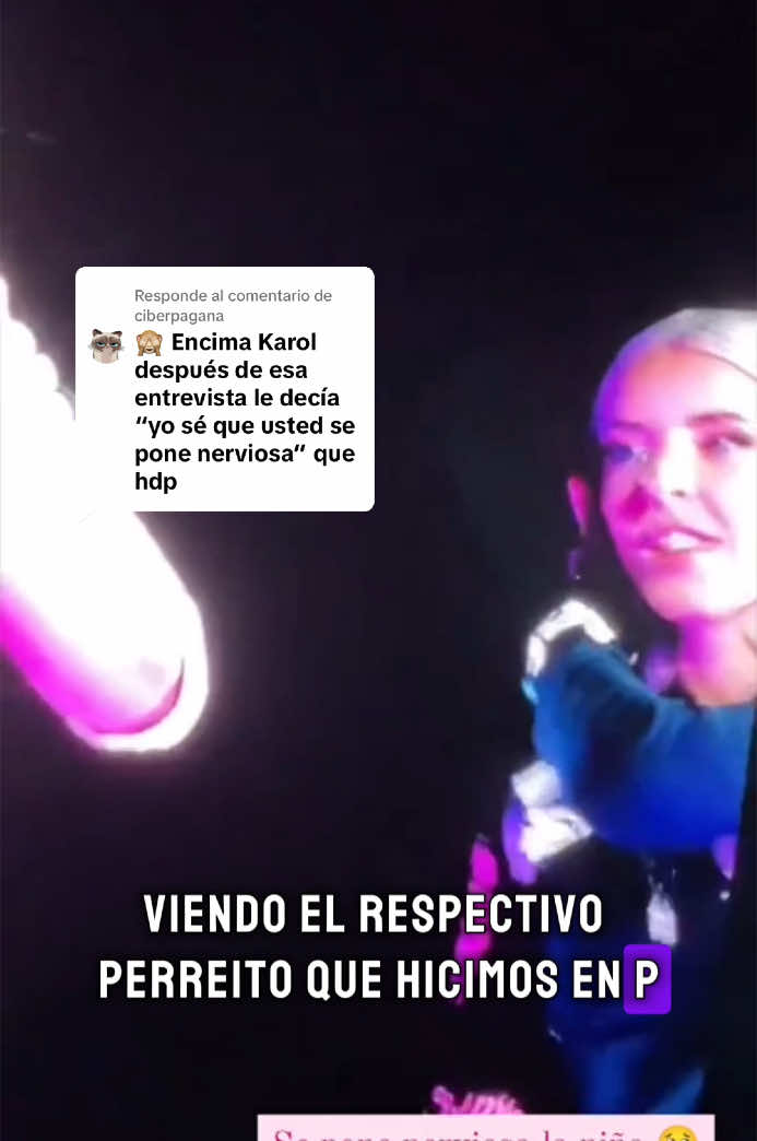 @María