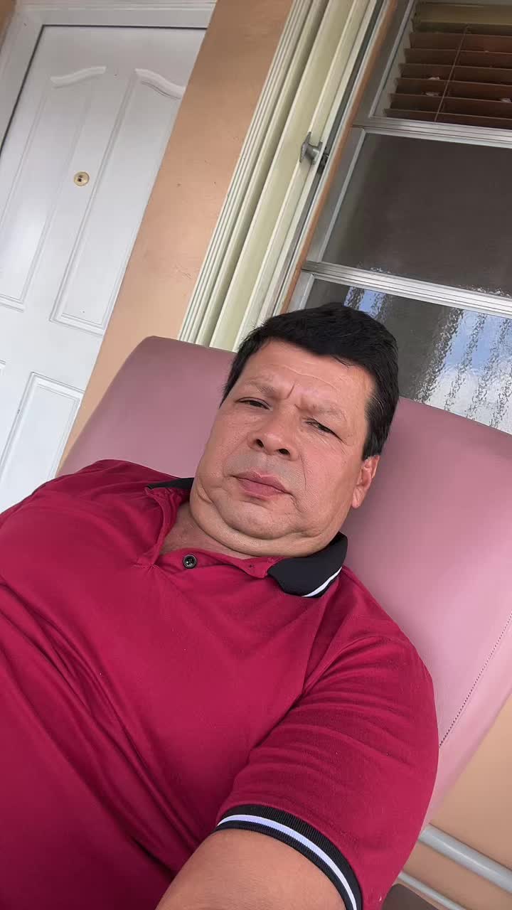 @E. Estrada