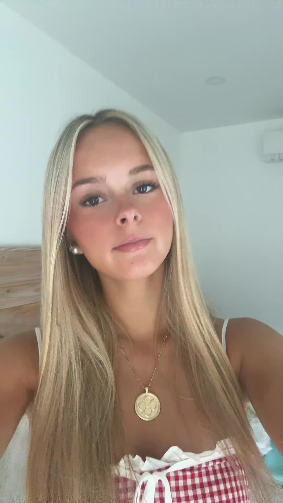 @violet