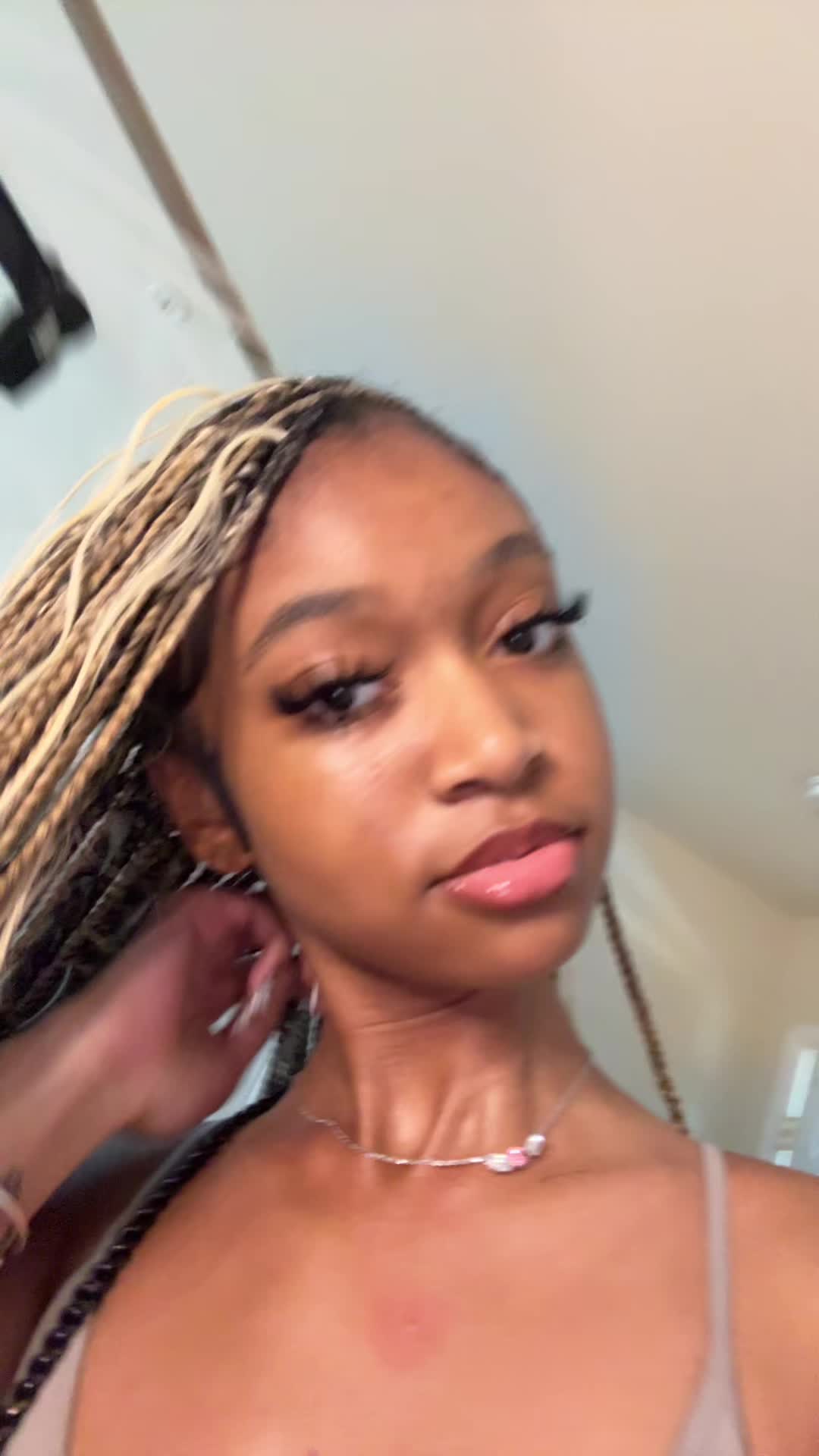 @notfnleya