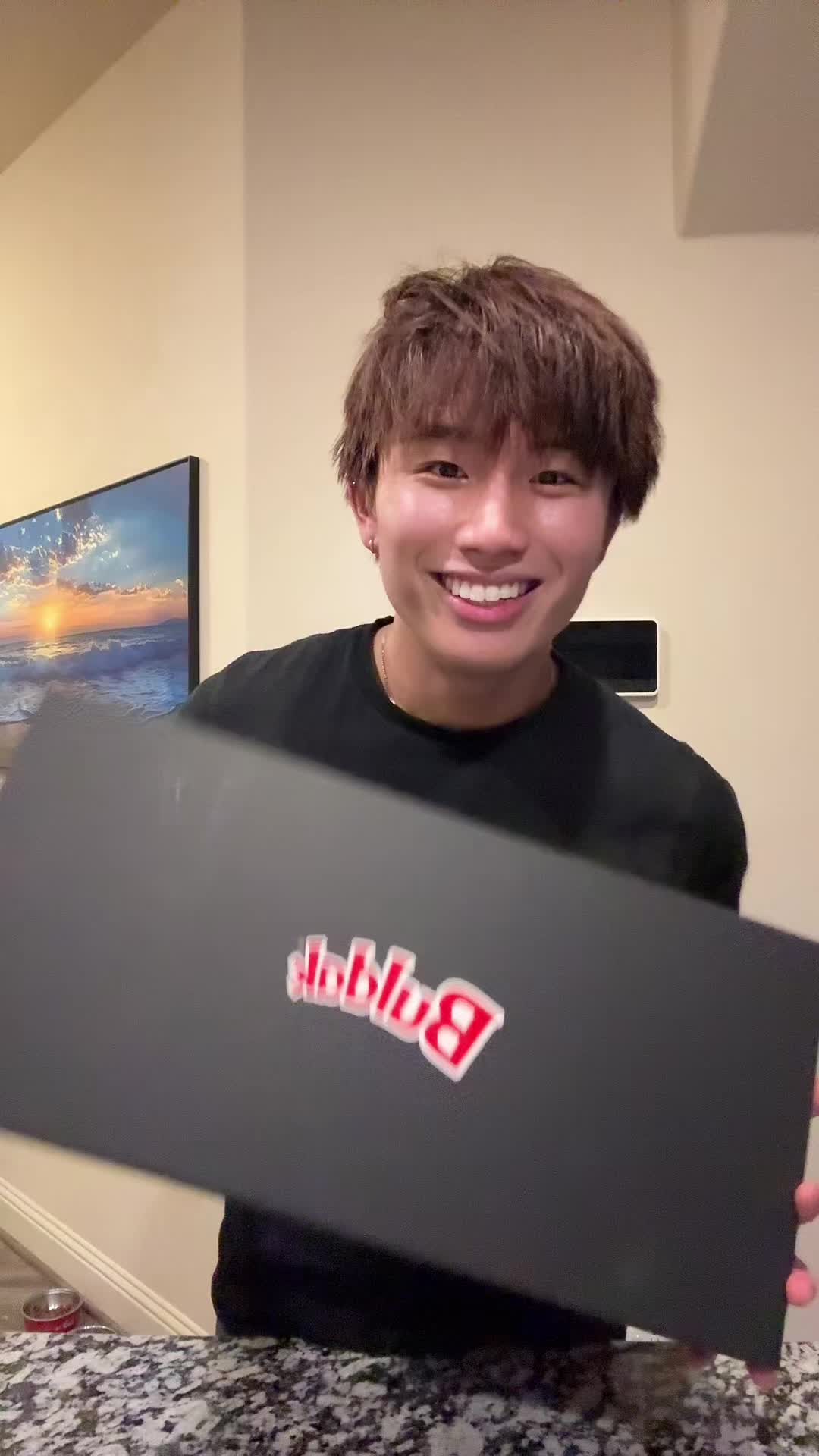 @JonnyDho