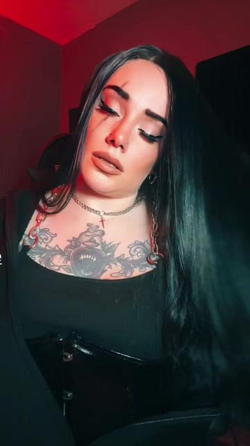 @🥀𝔙𝔞𝔩𝔦𝔞𝔵𝔙𝔞𝔩𝔨𝔞𝔯𝔦🥀